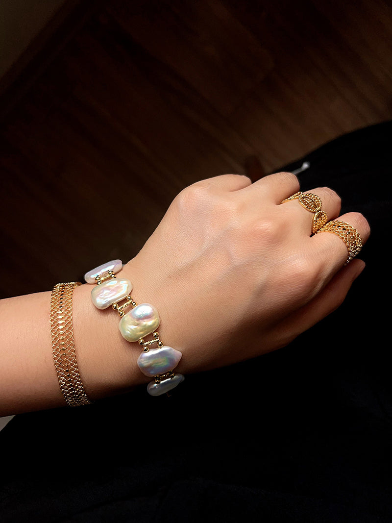 Vintage Baroque Pearl Bracelet – 18K Gold Plated Freshwater Pearl Statement Bracelet