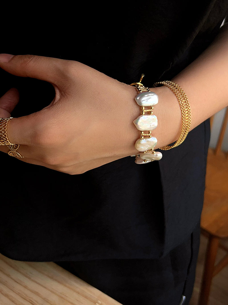 Vintage Baroque Pearl Bracelet – 18K Gold Plated Freshwater Pearl Statement Bracelet