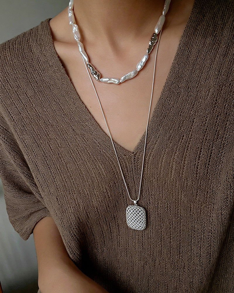 Long Drop Baroque Pearl Necklace – Natural Freshwater Pearl Statement Necklace with Gold Beads