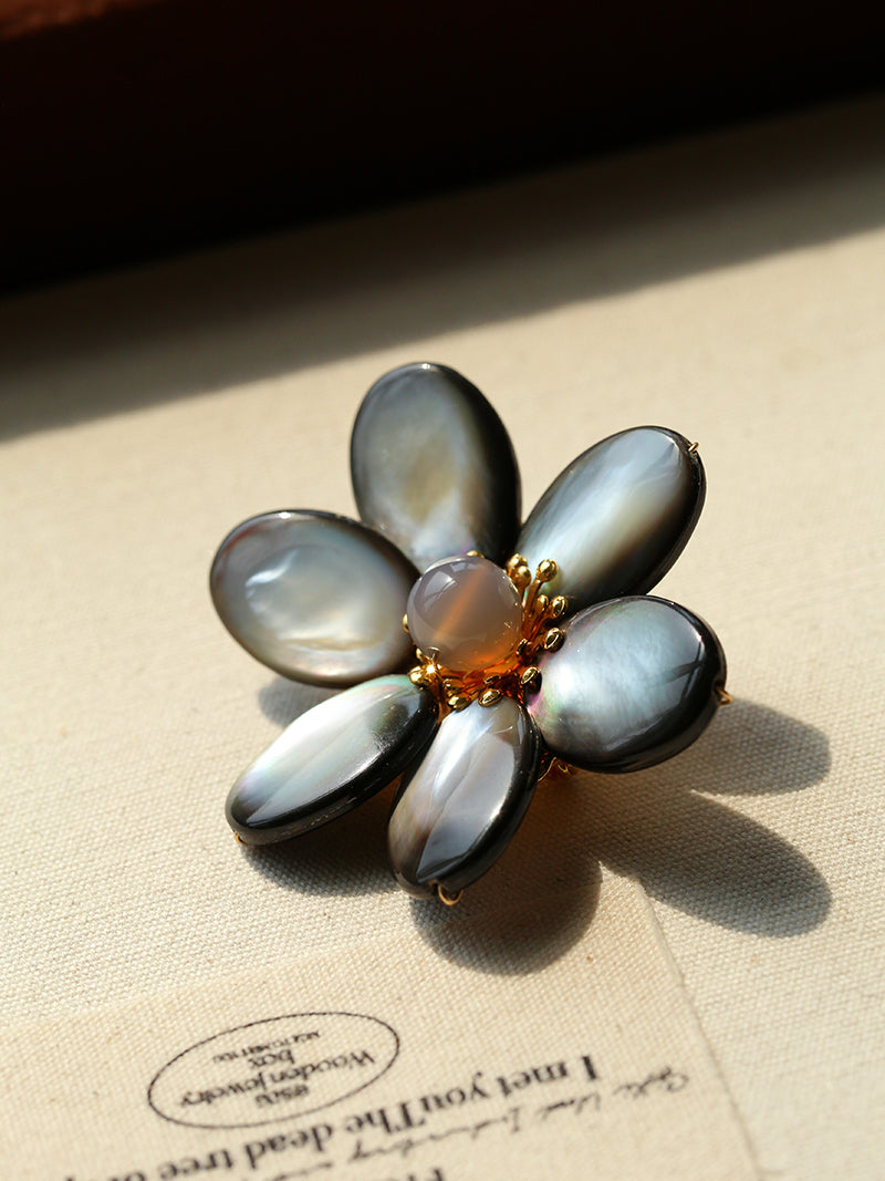 Natural Pearl & Shell Flower Brooch, Baroque Pearl Floral Pin, Vintage Gold Plated Brooch for Women, French Inspired Sculptural Jewelry Accessory