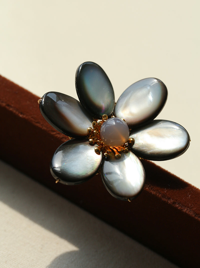 Natural Pearl & Shell Flower Brooch, Baroque Pearl Floral Pin, Vintage Gold Plated Brooch for Women, French Inspired Sculptural Jewelry Accessory