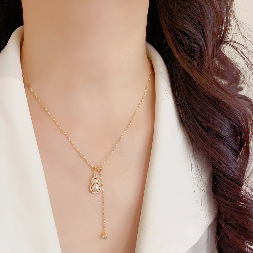 Y Pearl Necklace – Elegant Double Pearl Pendant
