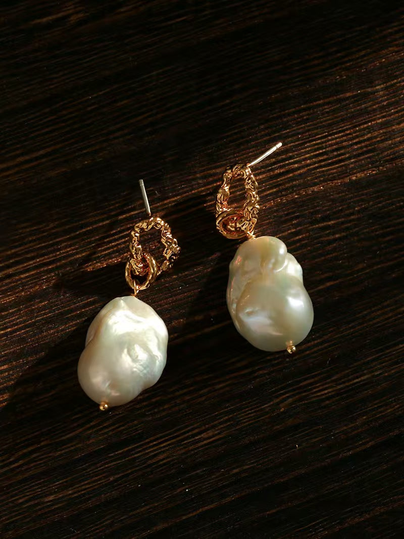 Baroque Pearl Hammered Gold Earrings, Natural Freshwater Pearl Drop Earrings with 18K Gold-Plated Hoop