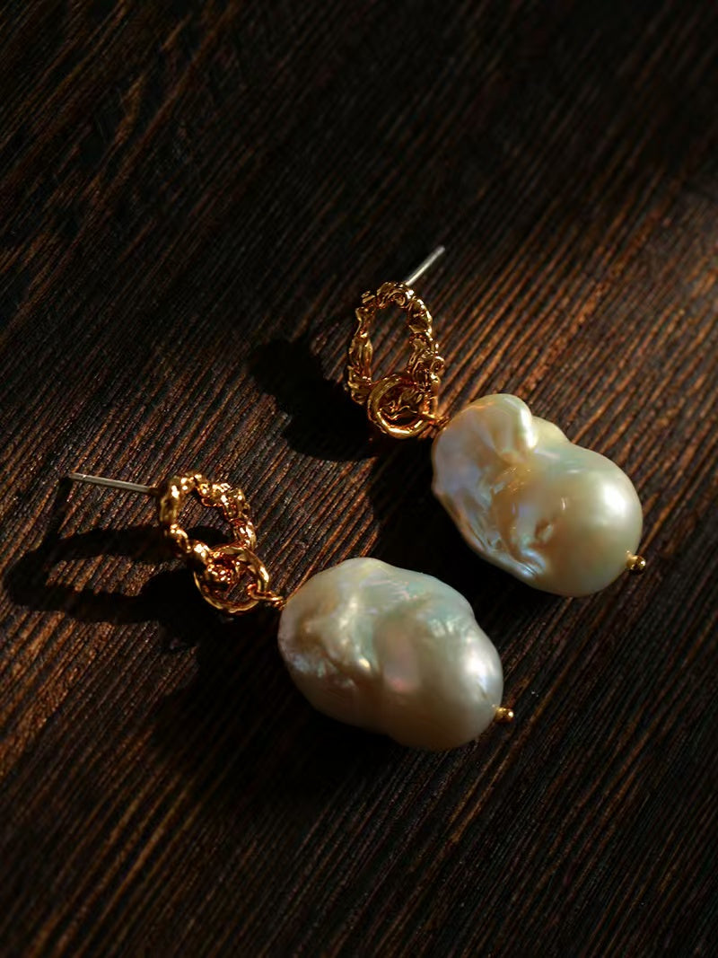 Baroque Pearl Hammered Gold Earrings, Natural Freshwater Pearl Drop Earrings with 18K Gold-Plated Hoop