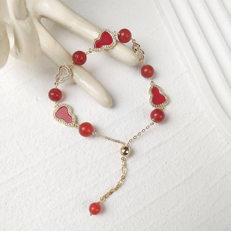 Natural Crystal Gourd Bracelet with Heart Mother-of-Pearl Clasp & Y Chain Drop, Rose Quartz Red Agate Amethyst Gemstone Bead Bracelet, Vintage Light Luxury Jewelry