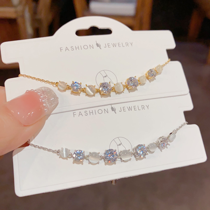 Cat's eye zircon circle bracelet for women