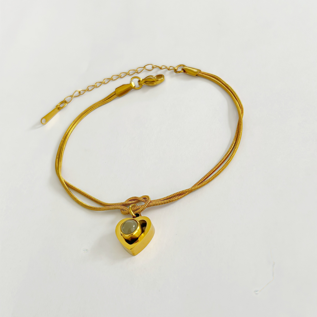Romantic personalized heart bracelet gift
