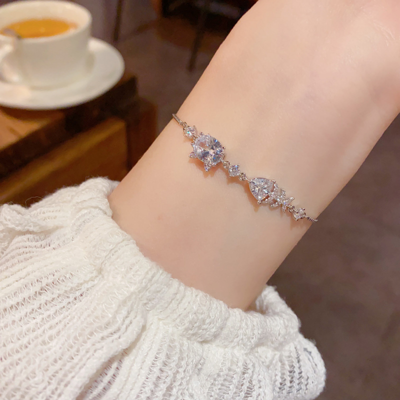 Zircon Cat Fishbone Slider Bracelet | Gold & Silver Sparkling Luxury Bracelet