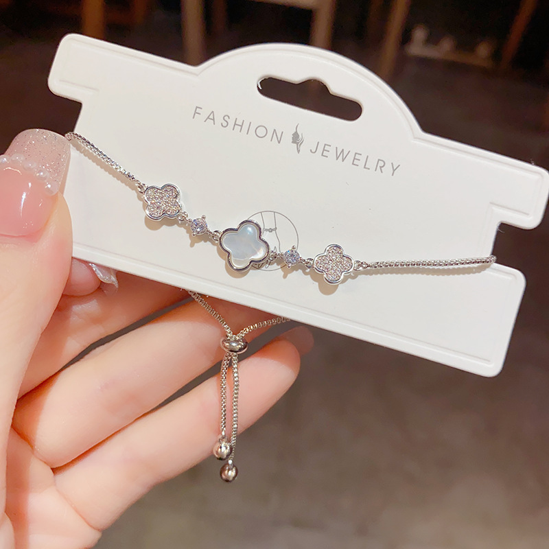 Mother of pearl four leaf clover bracelet