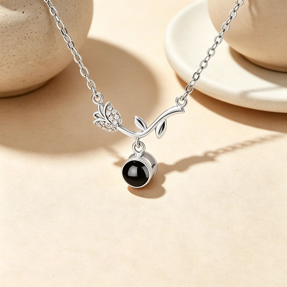 Rose personalized projection necklace